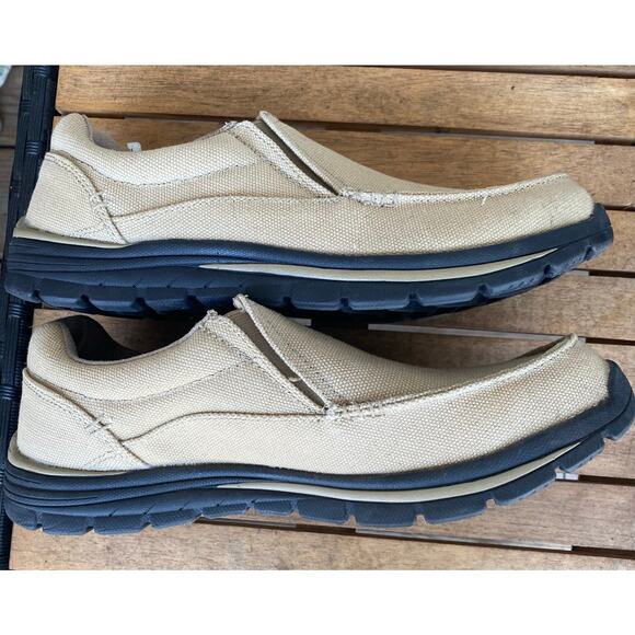 Magellan Outdoors Men’s Beige
 Canvas Slip On Shoe Size 10 NWOB - Picture 4 of 8